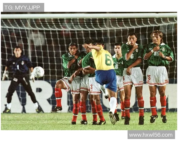 墨西哥足球明星教练的传奇故事与成就揭秘